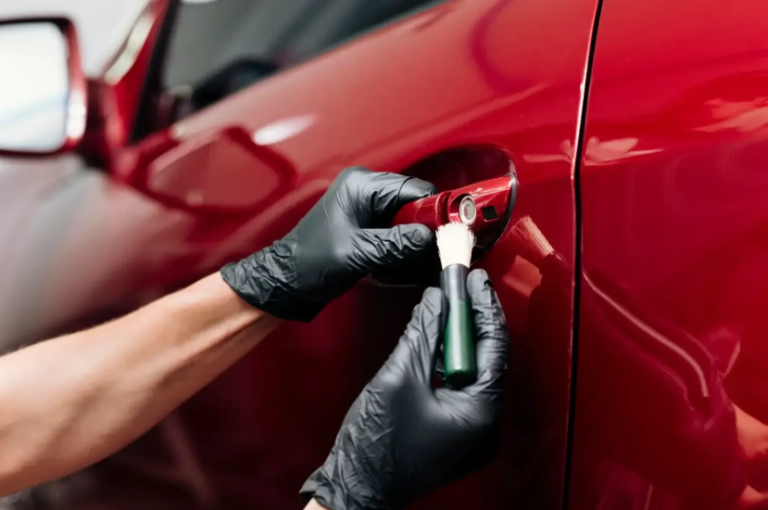 Locked Out in Houston? How a Car Locksmith Houston Can Help Fast