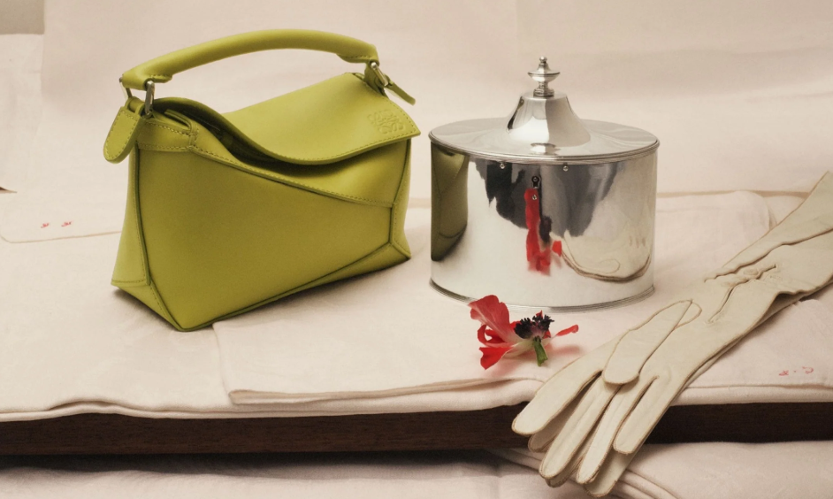 How to Choose Quality Luxury Fashion Items Safely